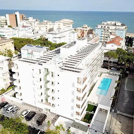 Appartamento Palm 80 Mt Dal Mare E Comodo Per Venezia Lido di Jesolo
