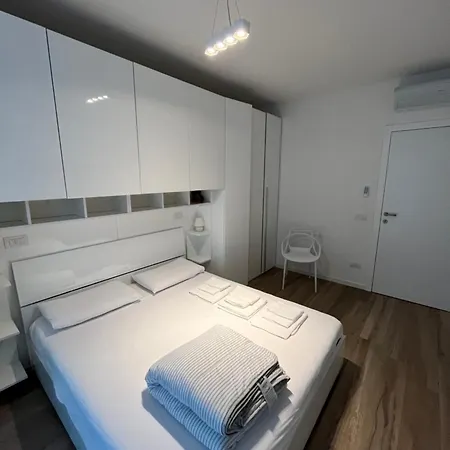 Appartamento Palm 80 Mt Dal Mare E Comodo Per Venezia *